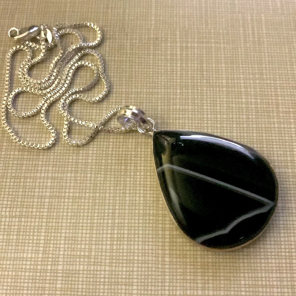 Classy Botswana Agate pendant necklace